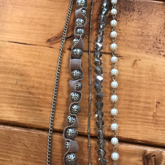 Multi stand necklace - Picture 2 of 3